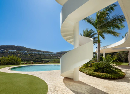 VILLA DE LUJO EN LADO DE GOLF CON VISTAS IMPRESIONANTES