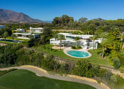 VILLA DE LUJO EN LADO DE GOLF CON VISTAS IMPRESIONANTES