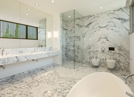 EXQUISITA VILLA AL LADO DEL GOLF CON ELEGANCIA Y SERENIDAD INIGUALABLES