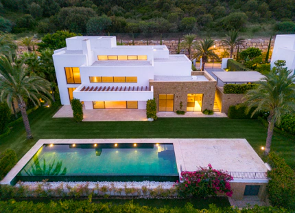 VILLA IMPRESIONANTE: UN REFUGIO PERFECTO DE LUJO Y TRANQUILIDAD