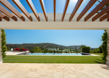 VILLA IMPRESIONANTE: UN REFUGIO PERFECTO DE LUJO Y TRANQUILIDAD