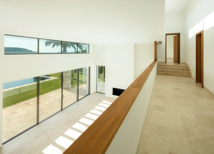 VILLA IMPRESIONANTE: UN REFUGIO PERFECTO DE LUJO Y TRANQUILIDAD