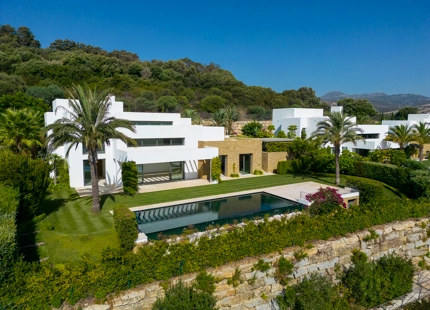 VILLA IMPRESIONANTE: UN REFUGIO PERFECTO DE LUJO Y TRANQUILIDAD