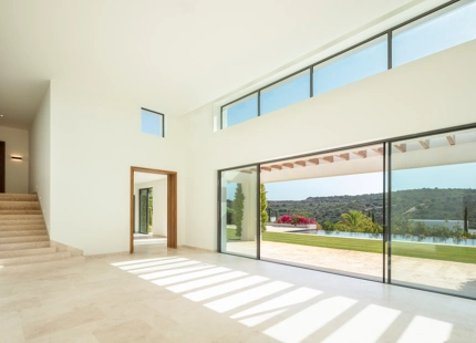 VILLA IMPRESIONANTE: UN REFUGIO PERFECTO DE LUJO Y TRANQUILIDAD