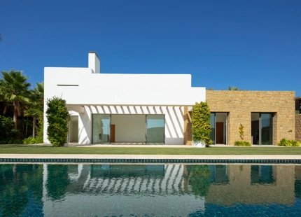 VILLA IMPRESIONANTE: UN REFUGIO PERFECTO DE LUJO Y TRANQUILIDAD