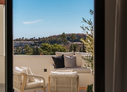 3-BEDROOM LUXURY DUPLEX PENTHOUSE WITH PRIVATE POOL