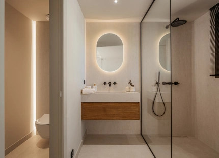 3-BEDROOM LUXURY DUPLEX PENTHOUSE WITH PRIVATE POOL