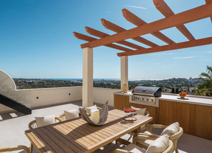 3-BEDROOM LUXURY DUPLEX PENTHOUSE WITH PRIVATE POOL