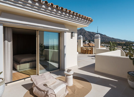 3-BEDROOM LUXURY DUPLEX PENTHOUSE WITH PRIVATE POOL