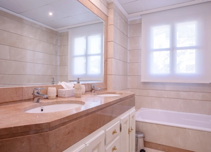 ENCANTADORA VILLA DE 6 DORMITORIOS EN LOS ARQUEROS EN VENTA