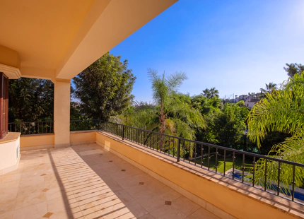 ENCANTADORA VILLA DE 6 DORMITORIOS EN LOS ARQUEROS EN VENTA