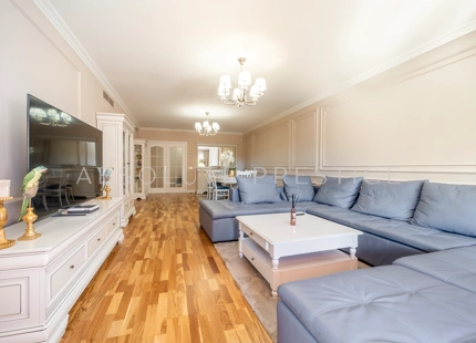 ENCANTADOR Y AMPLIO APARTAMENTO EN PLANTA BAJA JUNTO A LA PLAYA DE PUERTO BANテ售