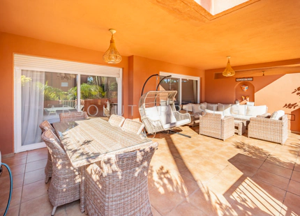 ENCANTADOR Y AMPLIO APARTAMENTO EN PLANTA BAJA JUNTO A LA PLAYA DE PUERTO BANテ售