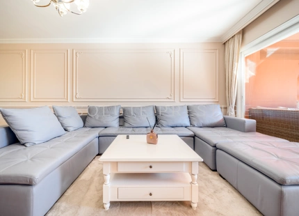 ENCANTADOR Y AMPLIO APARTAMENTO EN PLANTA BAJA JUNTO A LA PLAYA DE PUERTO BANテ售