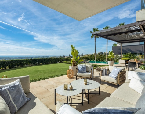 Villa for sale in La Quinta, Benahavis