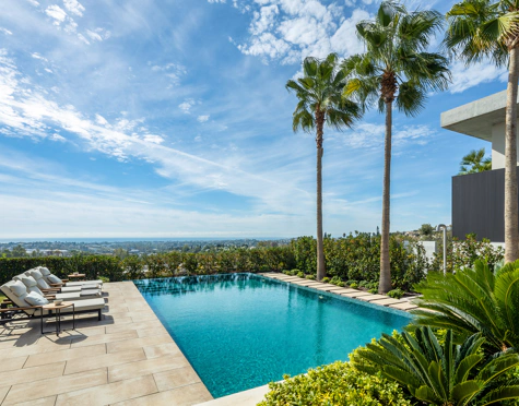 Villa for sale in La Quinta, Benahavis