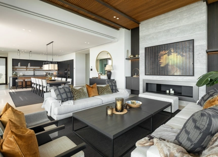 EXQUISITE LUXURY VILLA: PANORAMIC VIEWS AND ULTIMATE COMFORT