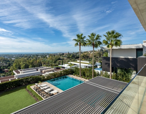 Villa for sale in La Quinta, Benahavis