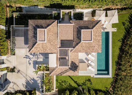 VILLA LUXURIOUS – A MASTERPIECE IN PROGRESS