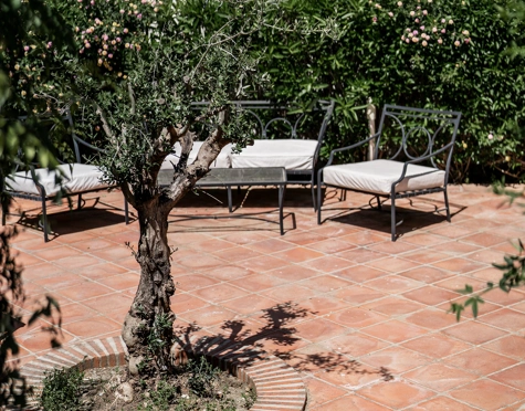 Villa for sale in El Madroñal, Benahavis