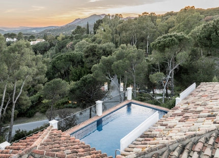 VILLA DE LUJO CON VISTAS IMPRESIONANTES Y UN ESTUPENDO JACUZZI INFINITY