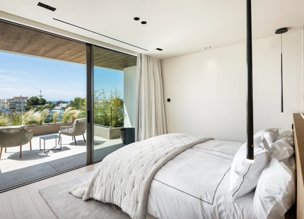 EXCEPCIONAL VILLA DE LUJO EN NUEVA ANDALUCÍA CON VISTAS PANORÁMICAS