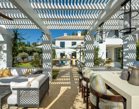 Villa for sale in Cascada de Camojan, Marbella Golden Mile