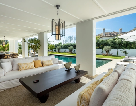 Villa for sale in Cascada de Camojan, Marbella Golden Mile