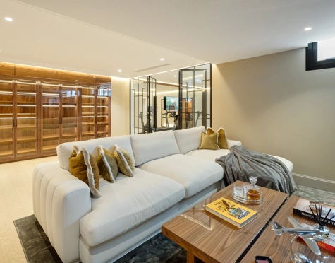 Villa for sale in Cascada de Camojan, Marbella Golden Mile