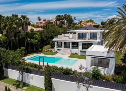 DREAM VILLA IN LOS FLAMINGOS: COMFORT AND ELEGANCE WITH JACUZZI, SAUNA, AND BREATHTAKING VIEWS
