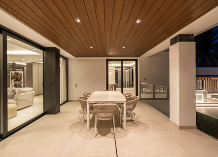 DREAM VILLA IN LOS FLAMINGOS: COMFORT AND ELEGANCE WITH JACUZZI, SAUNA, AND BREATHTAKING VIEWS