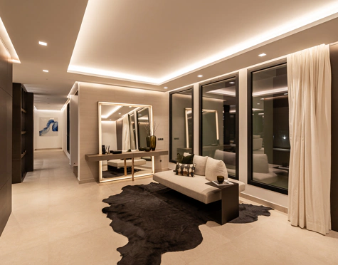 Villa for sale in Los Flamingos, Benahavis