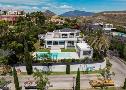 DREAM VILLA IN LOS FLAMINGOS: COMFORT AND ELEGANCE WITH JACUZZI, SAUNA, AND BREATHTAKING VIEWS