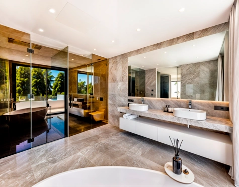 Villa for sale in Las Lomas de Marbella, Marbella Golden Mile