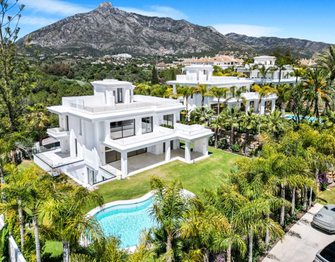 Villa en venta en Las Lomas de Marbella, Marbella Golden Mile