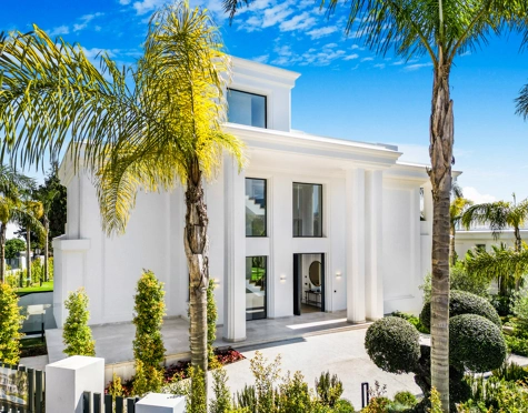Villa for sale in Las Lomas de Marbella, Marbella Golden Mile