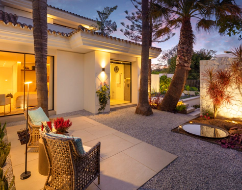 Villa en venta en Las Brisas, Nueva Andalucia