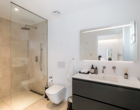 Penthouse for sale in Marbella - Puerto Banus