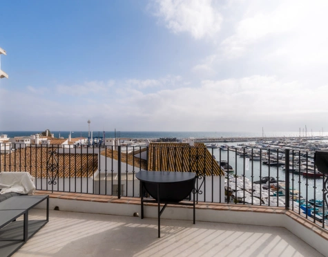 Penthouse for sale in Marbella - Puerto Banus
