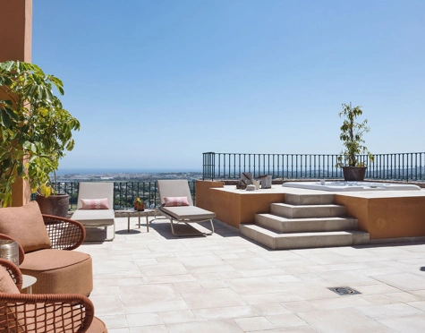 Duplex Penthouse for sale in Les Belvederes, Nueva Andalucia