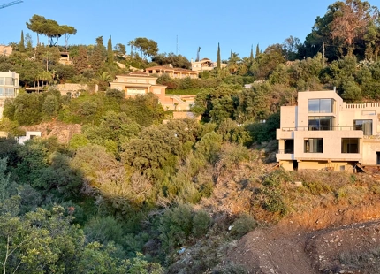 Parcela en venta en El Rosario, Marbella Este