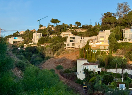 Parcela en venta en El Rosario, Marbella Este