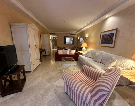 Apartamento Planta Baja en venta en Melia Hacienda del Mar, Estepona East