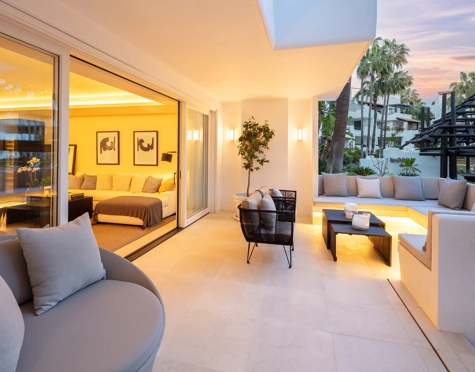 Apartment for sale in Marbella Golden Mile