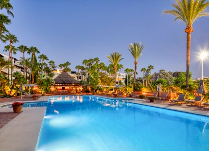 ELEGANTE APARTAMENTO EN PLANTA BAJA EN PUENTE ROMANO RESORT