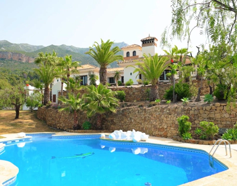 Villa for sale in Istan