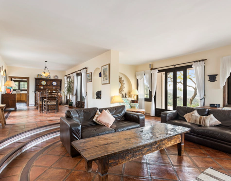 Villa for sale in Istan