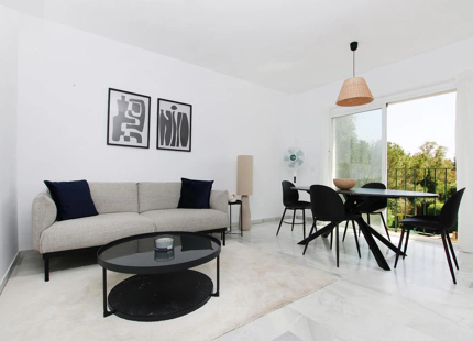 Bonito apartamento en alquiler en Guadalmina Baja
