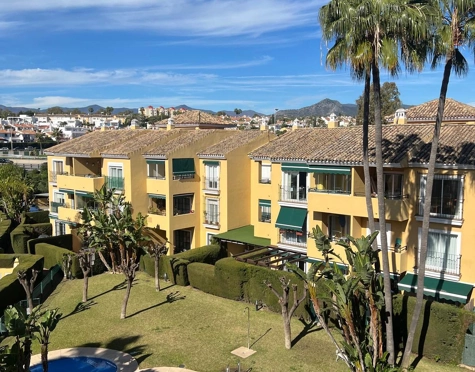 Nice apartment for long term rent in Guadalmina Baja