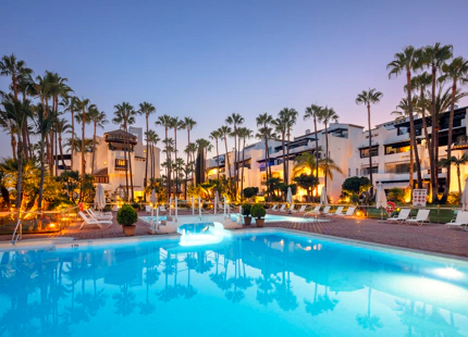EXQUISITO APARTAMENTO EN PLANTA BAJA EN PUENTE ROMANO RESORT